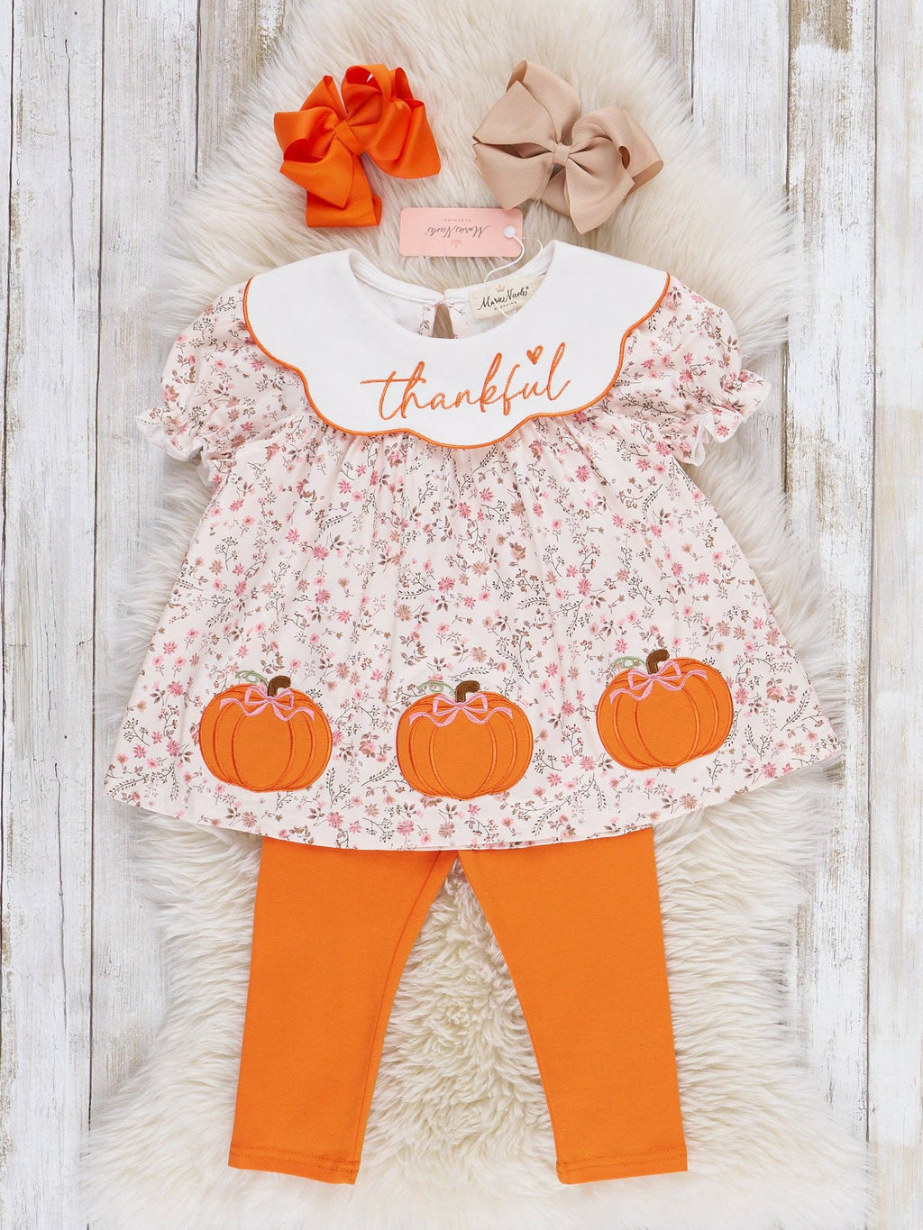 Thankful Pumpkin Embroidered Outfit: L(4yrs)